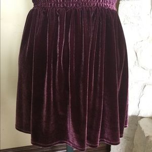 Ecote Plum Velvet Skirt. XS